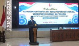 Pj Bupati Bojonegoro Adriyanto, melantik 123 pejabat di lingkungan Pemerintah Kabupaten Bojonegoro di ruang Angling Dharma Gedung, Jumat (14/2/2025) (Memanggil.co/Ist)
