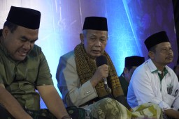 Bupati Blora Arief Rohman, Ketua MUI Blora KH. Muharror Ali (Memanggil.co/Humas)