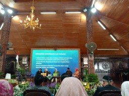 Musrenbang yang melibatkan berbagai elemen masyarakat, termasuk Gen Z, perempuan, dan kaum rentan di kantor Baperinda Blora, Kamis (13/5/25) (Memanggil.co/Laili)