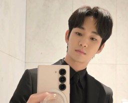 Kim Soo Hyun (Memanggil.co/Instagram)