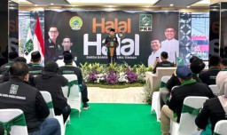 Keterangan: Ketua DPW Garda Bangsa Jateng, Gus Kholid, saat memberi sambutan dalam acara halalbihalal dan FGD yang digelar di gedung DPW PKB Jateng, Minggu 20/04/2025. (Hms/Jateng Memanggil)