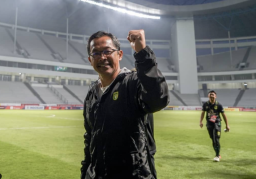 Pelatih Persela Lamongan, Aji Santoso. (Foto: dok. Instagram Ajisantoso)