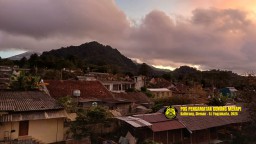 Aktivitas vulkanik di Gunung Merapi kembali meningkat dilihat dari pemantauan Kaliurang, Yogyakarta, pada Senin 28 April 2025.(Foto: dok. magma.esdm)