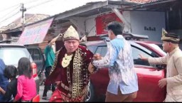 Ahmad Handa (31), warga Palembang, Sumatera Selatan saat diserang dengan sajam (Foto: Akun X @mr.alergi)