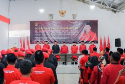 H. Abidin Fikri, S.H., M.H. saat menggelar sosialisasi Empat Pilar MPR RI bersama DPC PDI Perjuangan Kabupaten Tuban, Selasa (29/4/2025) (Memanggil.co/Ist)