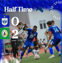 PSIS Semarang untuk sementara tertinggal 0-2 dari PSS Sleman, di babak pertama pertandingan pekan ke-32 BRI Liga 1 2024/2025, yang digelar di Stadion Jatidiri, Jumat 9 Mei 2025 sore. (Foto: Instagram PSIS Semarang)
