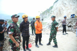 Pemkab Cirebon Setop Sementara Tambang Gunung Kuda Usai Longsor Maut