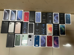 Puluhan iPhone yang dicuri mantan teknisi di Kudus. (Foto: Dok. Polres Kudus/Memanggil.co)