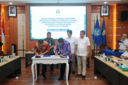 Kementerian Kesehatan mengumumkan dimulainya kembali residensi Program Pendidikan Dokter Spesialis (PPDS) untuk Program Studi Anestesi dan Terapi Intensif Fakultas Kedokteran Universitas Diponegoro (FK UNDIP) yang diselenggarakan di RSUP Dr. Kariadi, Sema