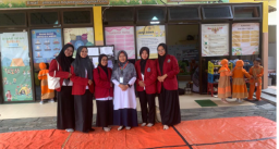 Mahasiswa PIAUD STIT Muhammadiyah Observasi Pendidikan Karakter di KB-RA Al Mansur Bojonegoro