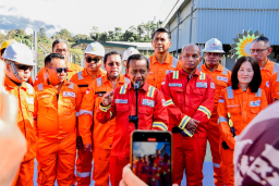 Indonesia akan memiliki Floating Liquified Natural Gas (FLNG) terbesar ke-9 di dunia dan terbesar di Indonesia. Foto ESDM.