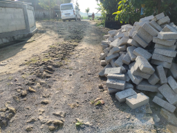 Jalan kampung Jiken yang tak kunjung di perbaiki DPRD Blora (Foto: dok. Pribadi/Andika)