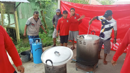 Kementerian Sosial (Kemensos) langsung bergerak cepat setelah menerima laporan kejadian. Foto Kemensos.
