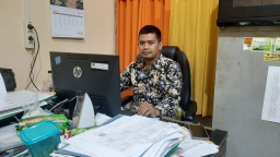 Layanan pencetakan KTP elektronik (e-KTP) di Kabupaten Rembang. Foto Pemrov Jateng.