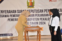 373 orang resmi bergabung sebagai Aparatur Sipil Negara (ASN) Pemerintah Kabupaten (Pemkab) Pekalongan. Pemrov Jateng.