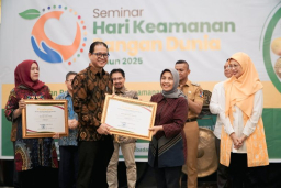 Jawa Tengah meraih penghargaan dari Badan Pangan Nasional Republlik Indonesia, terkait capaian indeks keamanan pangan segar (IKPS) 2024. Foto Pemrov Jateng.