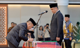 Gubernur Sumatera Utara (Sumut) Muhammad Bobby Afif Nasution melantik 60 pejabat administrator dan pengawas. Foto: hms.