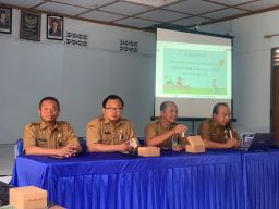 Dinas Pendidikan Kabupaten Blora ketika mengumpulkan Pengawas dan Kepala Sekolah di Korwil Blora. (Foto: Dok. Siti Rohmawati/Memanggil.co)