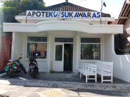 Apotek Sukawaras Blora yang dikelola PT. Blora Wira Usaha. (Foto: Dok. Pribadi/Memanggil.co)