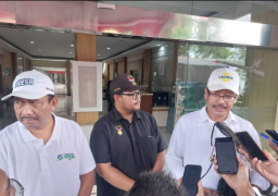 Martadi (paling kanan ) saat paparkan kegiatan Muri 2025