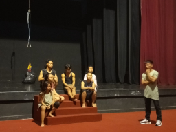 para penari koreografer saat berlatih di Gedung Cak Duranasim (Adji/Memanggil co)