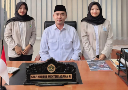 Dua mahasiswi Program Studi Ilmu Al-Qur’an dan Tafsir (IAT) IAIKU Blora mendapat kehormatan diterima langsung oleh Staf Khusus Menteri Agama Republik Indonesia.