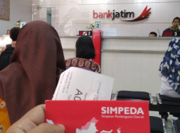 Bank Jatim Tuban Pilih Bungkam, Nasabah Kehilangan Ratusan Juta Modus Penipuan Pajak