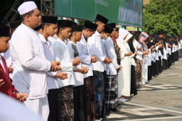 Apel Hari Santri Nasional 2025 di Alun-alun Blora.