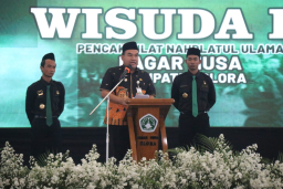 Bupati Blora Arief Rohman hadir dalam acara wisuda Pagar Nusa di GOR Blora (2/10/2025). (Foto: Hms/Memanggil.co)