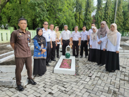 Ziarah Tenaga Kesehatan Blora: Mengenang Pengorbanan Pejuang Medis di Masa Pandemi