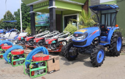 Waw, Ratusan Alsintan dari Pusat Digelontorkan untuk Petani Blora