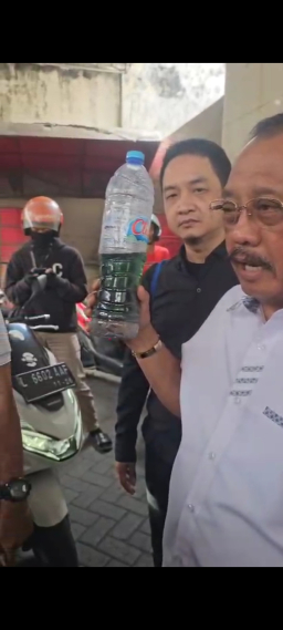 Kontroversi Sidak Wawali Surabaya: Antara Penindakan Lapangan dan 'Sensasi' Konten Medsos!