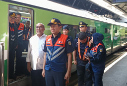 Inspeksi Jalur Dimatangkan, KAI Nyatakan Infrastruktur 100 Persen Siap untuk Nataru