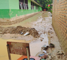Kelas Tak Bisa Dipakai, Siswa Berpindah Tempat: Banjir Lumpuhkan SMAN 1 Batang Anai