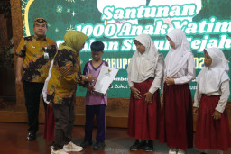 Program GASTRA BAZNAS Blora Salurkan Santunan untuk 1.000 Anak Yatim Piatu