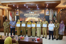 Puluhan Sekolah dan Madrasah di Blora Raih Penghargaan Adiwiyata 2025