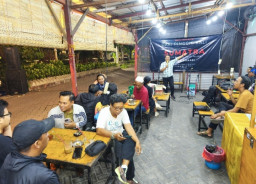 Solidaritas Warga Surabaya Mengalir: KJPK Himpun Rp23 Juta untuk Korban Banjir Sumatra