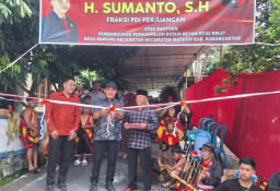 Sumanto Resmikan Jalan Aspal Desa Dawung, Acara Meriah dengan Penampilan Reog