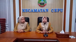 Camat Cepu Pastikan Penanganan Cepat: Bantuan Susulan Longsor Disalurkan ke Warga Terdampak