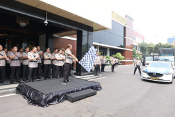 Polda Jatim Kirim 8 Ton Bantuan Kemanusiaan untuk Sumatera: Wujud Empati, Gotong Royong, dan Kepedulian Tanpa Batas