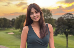 Profil Aurelie Moeremans: Perjalanan Karier, Karya, dan Kehidupan Terkini