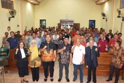Merayakan Natal dalam Kebersamaan, Bupati Blora Hadir di Gereja Isa Al Masih Kacangan Todanan
