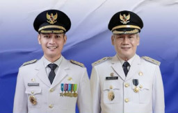 Profil Aditya Halindra Faridzky: Bupati Tuban Muda yang Menggerakkan Perubahan dengan Kedekatan