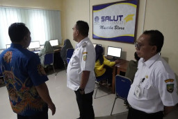 Bupati Blora Tinjau Ujian Mahasiswa Universitas Terbuka di SALUT, Minat Kuliah Warga Terus Meningkat