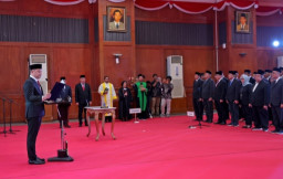 Awali 2026, Eri Cahyadi Lantik 69 Pejabat dan Tegaskan Siap Copot Jabatan Jika Kinerja Buruk