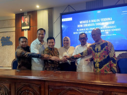 Redam Gejolak Surabaya, Rektor Unitomo Berhasil Mediasi Perselisihan ‘Madas’ dan Armuji