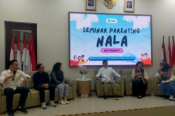 Siapkan Generasi 2045, RS Kemenkes Surabaya Edukasi Orang Tua Lewat Seminar Parenting