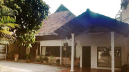 Prabowo Singgung Rumah Radio Bung Tomo, Luka Lama Cagar Budaya Surabaya Terkuak