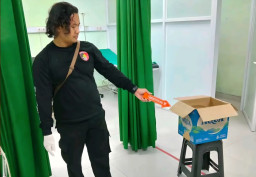 Geger! Bayi Perempuan Ditemukan di Dalam Kardus di Depan Rumah Warga Cepu Blora