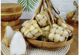 Kiblat Papat Limo Pancer, Filosofi Mendalam di Balik Empat Sudut Ketupat Lebaran